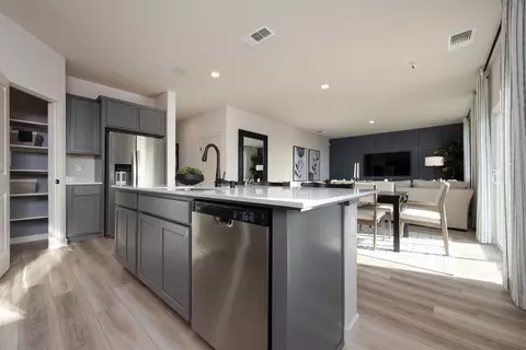 Kitchen - 4109 Adobe Ct, Merced, CA 95348 photo 3 of 4