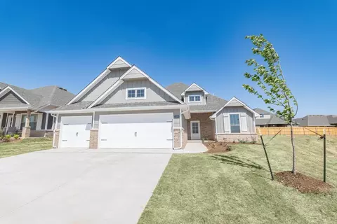 10237 Acorn Ridge Rd, Edmond, OK 73034
