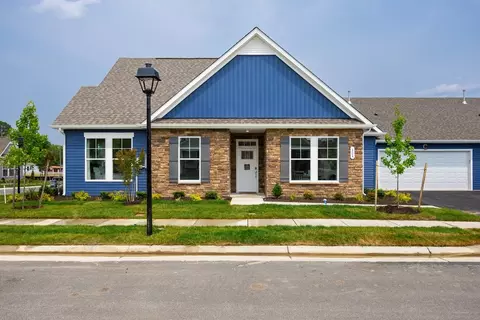 Exterior - 104 Cathedral St, Smithfield, VA 23430 photo 9 of 18