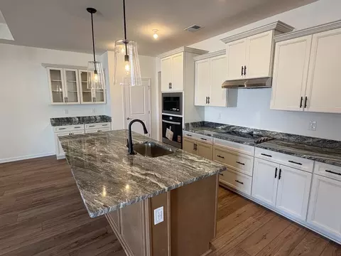 Kitchen - 104 Cathedral St, Smithfield, VA 23430 photo 3 of 16