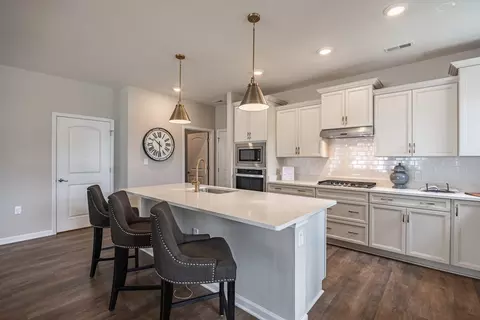 Kitchen - 104 Cathedral St, Smithfield, VA 23430 photo 15 of 16