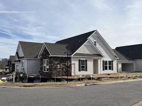 Exterior - 104 Cathedral St, Smithfield, VA 23430 photo 4 of 18