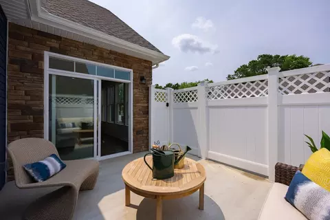 Exterior - 104 Cathedral St, Smithfield, VA 23430 photo 17 of 18