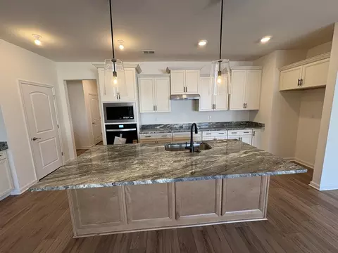 Kitchen - 104 Cathedral St, Smithfield, VA 23430 photo 2 of 16