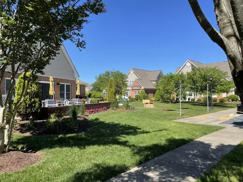 Exterior - 104 Cathedral St, Smithfield, VA 23430 photo 14 of 18