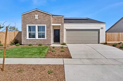 Exterior - 8604 Gregans Castle Ave, Bakersfield, CA 93311 photo 2 of 5