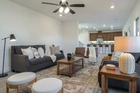 Living - 1305 Sedge St, Joplin, MO 64801 photo 2 of 5