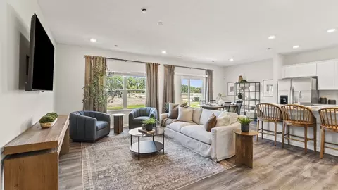 1890 Vista Lake Dr, Goshen, OH 45122