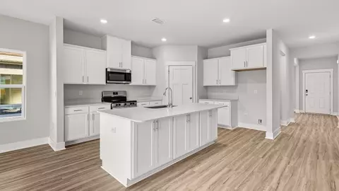 Kitchen - 4782 Eider Rd, Pace, FL 32571 photo 7 of 10