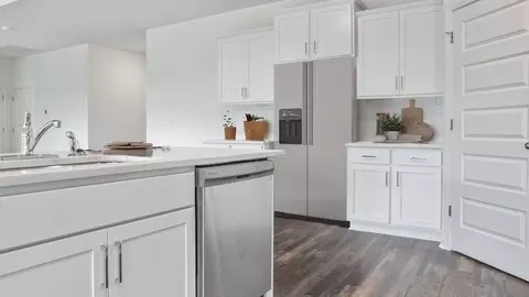Kitchen - 4782 Eider Rd, Pace, FL 32571 photo 3 of 10