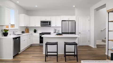 Kitchen - 4321 E Merle Ave, Modesto, CA 95355 photo 6 of 8