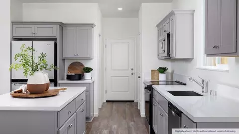 Kitchen - 4321 E Merle Ave, Modesto, CA 95355 photo 3 of 8