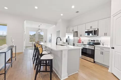 Kitchen - 15531 Yellowstone Dr, Silverhill, AL 36576 photo 2 of 3