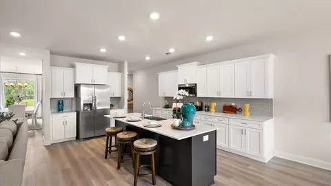 Kitchen - 581 Edenberg Bnd, Pearl, MS 39208 photo 6 of 7
