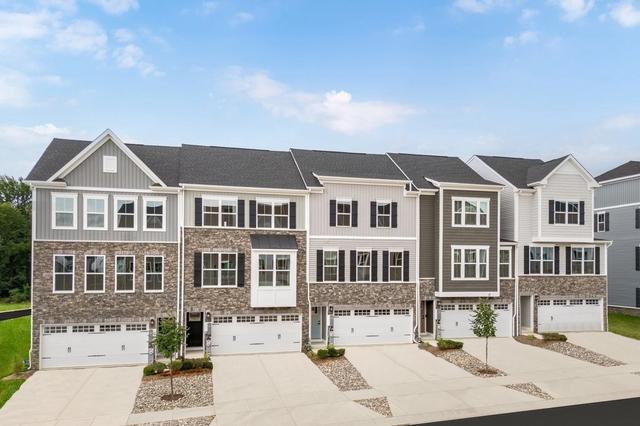 4322 Reusch Cir, New Castle, DE 19720