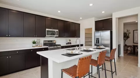 Kitchen - 7804 Tortoise Shell Dr, Reno, NV 89521 photo 3 of 8