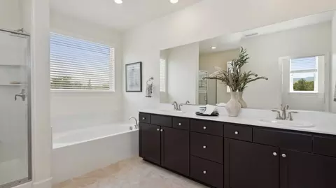 Bath - 7804 Tortoise Shell Dr, Reno, NV 89521 photo 1 of 4