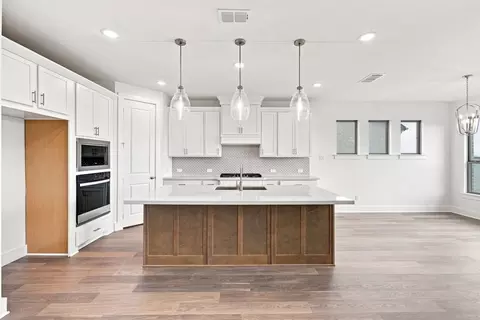Kitchen - 1336 Periwinkle Dr, Celina, TX 75009 photo 3 of 7