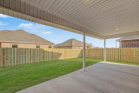 Exterior - 210 Ryker Rdg, Centerton, AR 72719 photo 1 of 4
