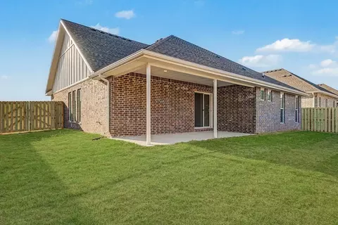 Exterior - 210 Ryker Rdg, Centerton, AR 72719 photo 4 of 4