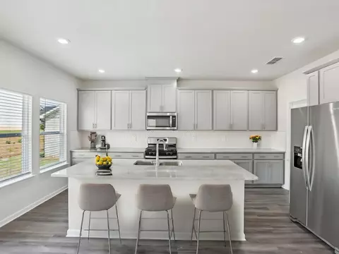 6933 Winchester Pl, Fairburn, GA 30213
