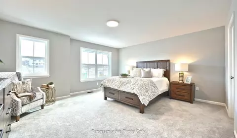 Bedroom - 19 E Kestrel Dr, Denver, PA 17517 photo 4 of 9