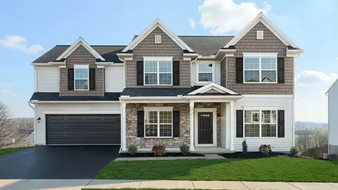 Exterior - 19 E Kestrel Dr, Denver, PA 17517 photo 5 of 7