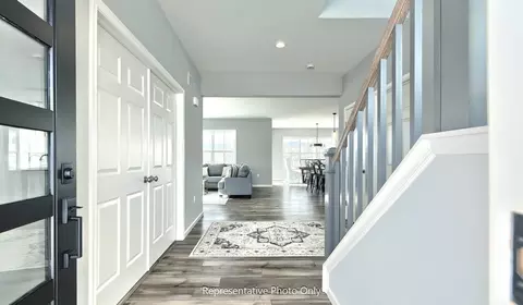 Entry Way - 19 E Kestrel Dr, Denver, PA 17517 photo 4 of 6