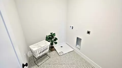 Other - 19 E Kestrel Dr, Denver, PA 17517 photo 1 of 5