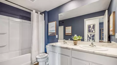 Bath - 11876 Texoma Ct, Parrish, FL 34219 photo 5 of 6