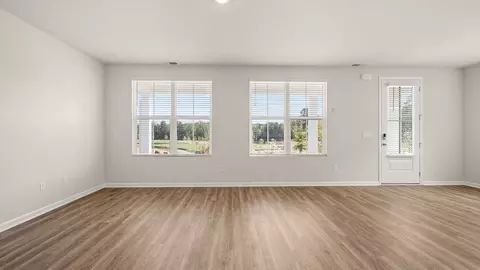 Living - 467 Tate St, Monroe, GA 30655 photo 3 of 6