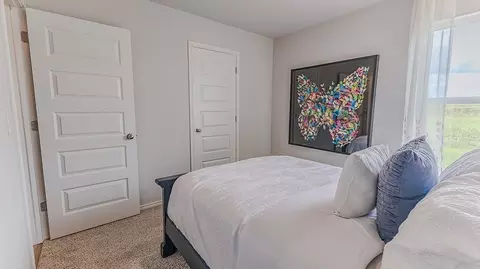 Bedroom - 13412 Juneberry Dr, Mcloud, OK 74851 photo 4 of 4