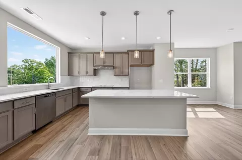 7921 Cedarsmith Ct, Charlotte, NC 28217