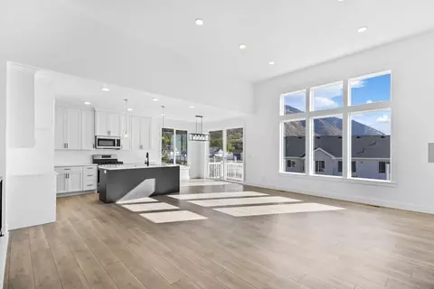 Living - 4 W Carson Way, Salem, UT 84653 photo 1 of 2
