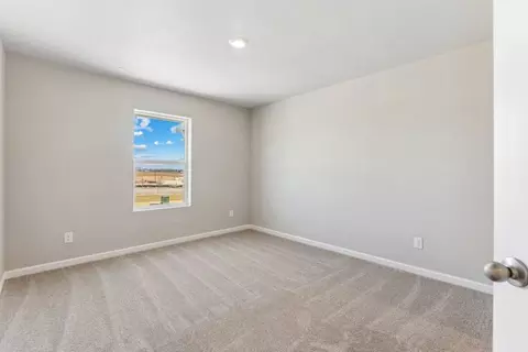 Bedroom - 135 Robin Rd, Johnstown, CO 80534 photo 3 of 4