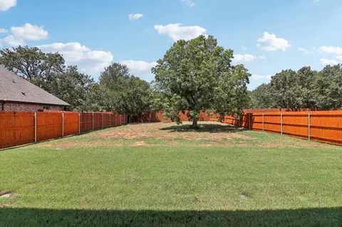 413 Smith Rd, Springtown, TX 76082 photo 13