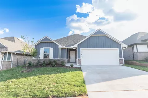 Exterior - 2800 Heather Hvn, Moore, OK 73160 photo 2 of 21