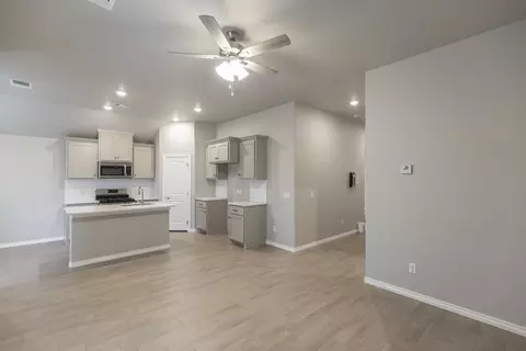 Living - 2800 Heather Hvn, Moore, OK 73160 photo 3 of 9