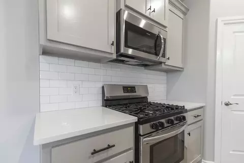 Kitchen - 2800 Heather Hvn, Moore, OK 73160 photo 4 of 17
