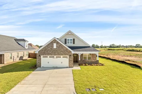 Exterior - 281 Heath Ridge Rd, Dothan, AL 36305 photo 3 of 8
