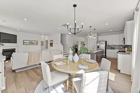 Dining - 203 Cribbs Ln, Middlesex, NC 27557 photo 2 of 4