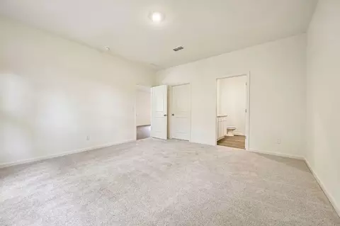 Bedroom - 869 Hanford Landing Dr, Graham, NC 27253 photo 3 of 5