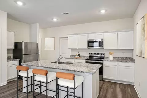 Kitchen - 869 Hanford Landing Dr, Graham, NC 27253 photo 1 of 5