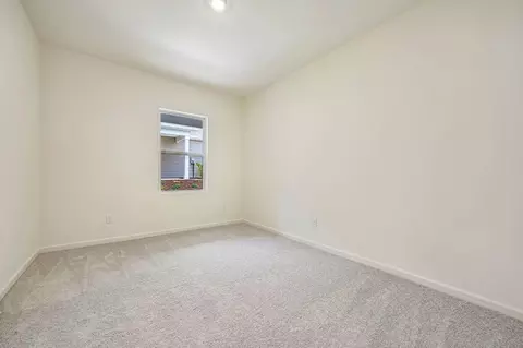 Bedroom - 869 Hanford Landing Dr, Graham, NC 27253 photo 5 of 5