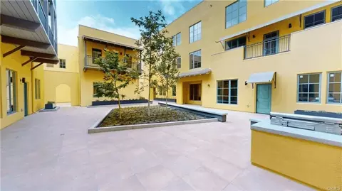 Exterior - 1878 E Walnut St #203, Pasadena, CA 91107 photo 2 of 5