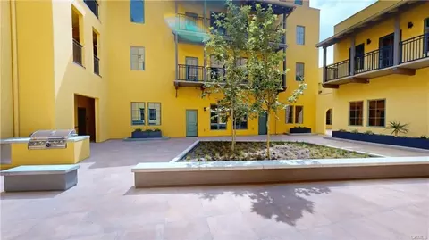 Exterior - 1878 E Walnut St #203, Pasadena, CA 91107 photo 4 of 5