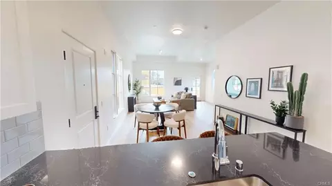Entry Way - 1878 E Walnut St #203, Pasadena, CA 91107 photo 4 of 4