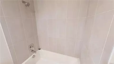 Bath - 1878 E Walnut St #203, Pasadena, CA 91107 photo 2 of 2