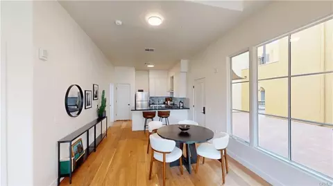 Dining - 1878 E Walnut St #203, Pasadena, CA 91107 photo 1 of 1