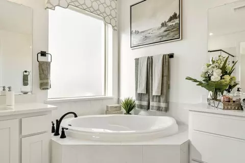 Bath - 4520 Wordsworth Ave, Celina, TX 75009 photo 5 of 5